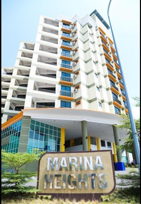 Marina Heights Seaview Resort 2 Lumut Exteriör bild